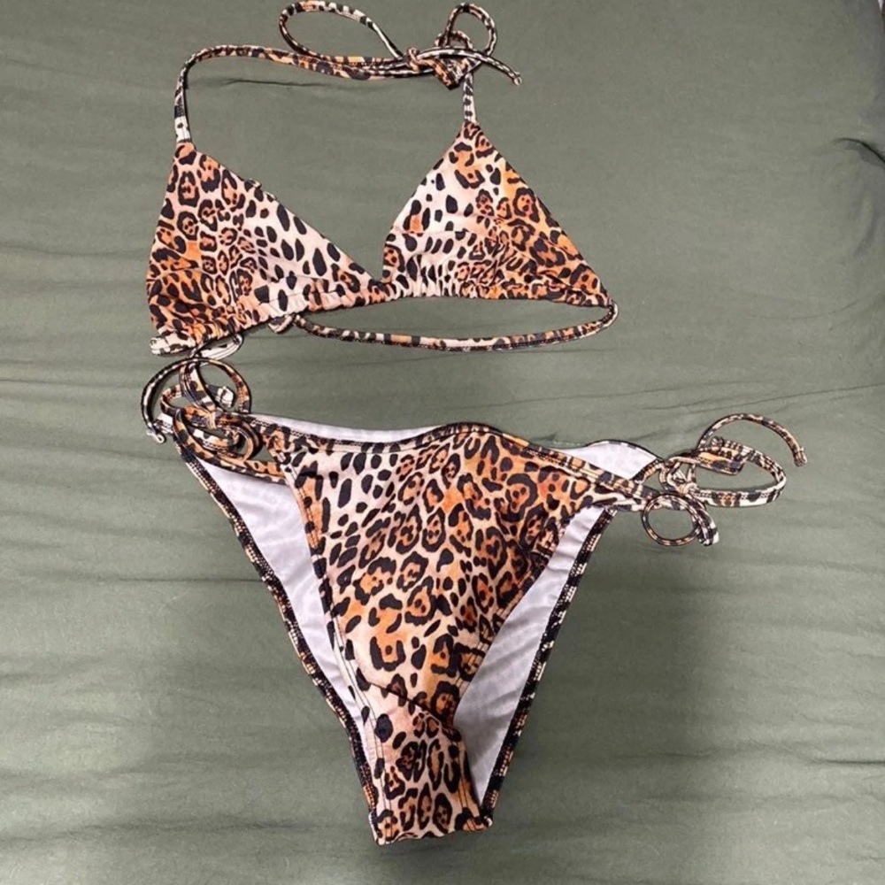 Leopard print bikini